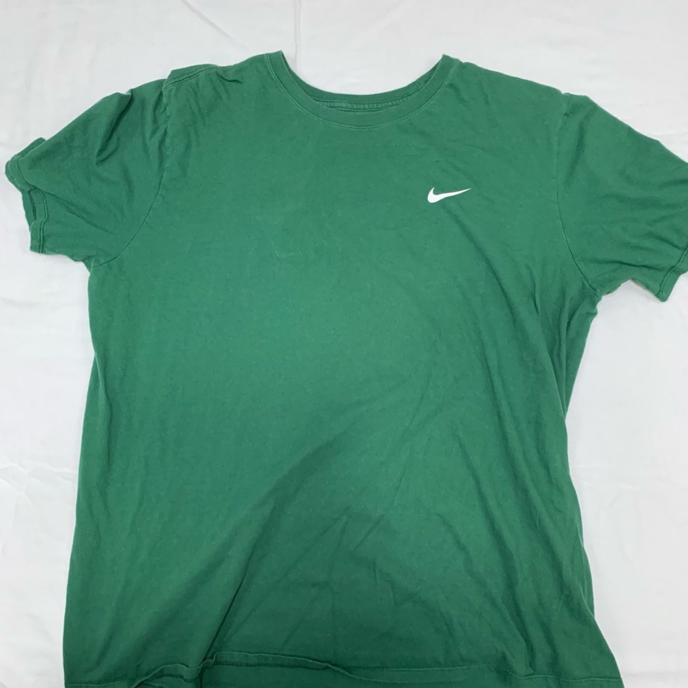 Green Nike Short-sleeve Tee